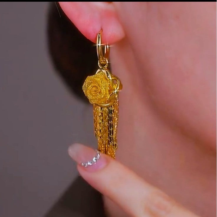 أقراط الشلال الذهبي المورد﻿